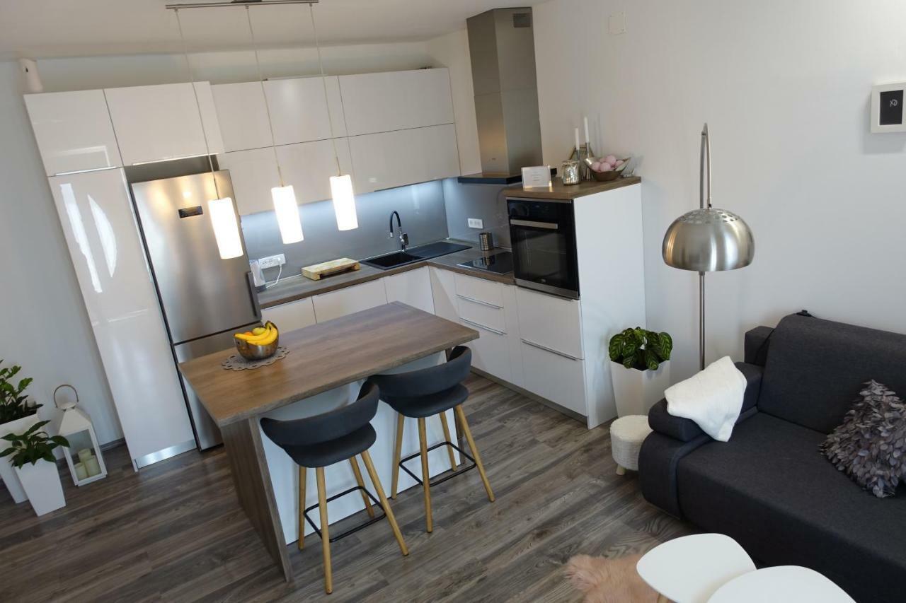 Apartman Maja Bol Exterior photo